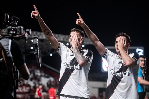 Vasco da Gama vs Botafogo 4h30 ngày 13/7