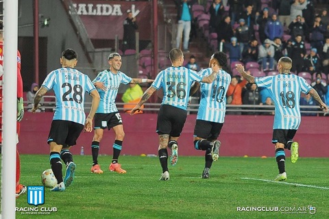 Racing Club vs CA Penarol 7h30 ngày 20/8
