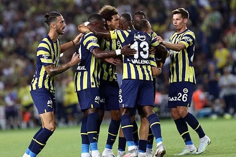 Fenerbahce vs Nottingham Forest 0h45 ngày 20/2