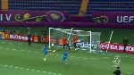 Huntelaar thực hiện siêu phẩm vô-lê trong buổi tập