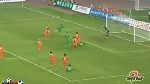 Siêu phẩm volley khiến báo giới Tây Ban Nha ngạc nhiên